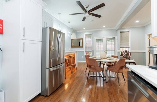 Friendly House | MD/DC/VA Hideaway - Spacious 4-bedroom/3-Bath oasis in Fort Washington