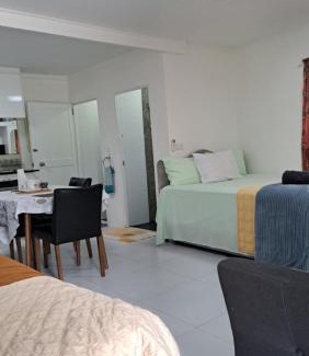 Suva Apartment | Mead Road Homestay Tours & Transfers Studio