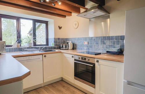 Honiton Cottage | MEADOW COTTAGE, pet friendly, character holiday cottage in Upottery