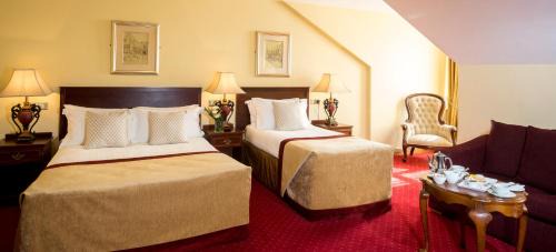 Loughrea Hotel | Meadow Court Hotel