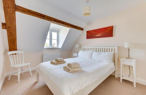 Blythburgh House | Meadow House