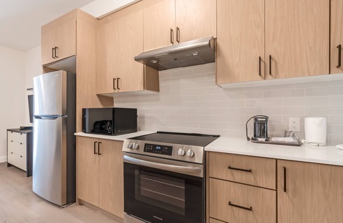 Dean Park Apartment | Meadowvale Apartment Hotel