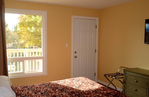 Meaford Hotel | Meaford Inn