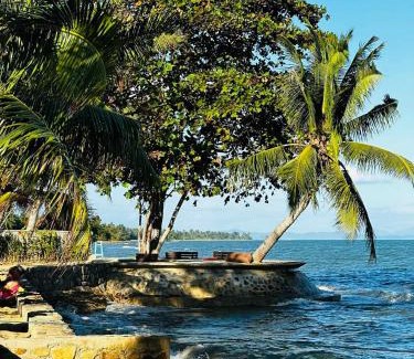 Roxas Resort | Mecaja Beach House