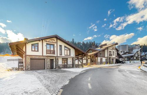 Bukovel Ski Chalet | MEDIANIKOFF