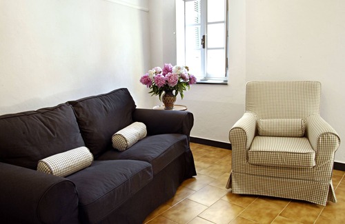 Castelbianco Apartment | Medieval house in the countryside; 20 km from Alassio' beach