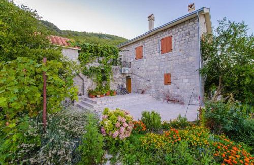 Gorovici Villa | Mediteraneo Villa