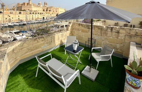 Cospicua House | Mediterranea Waterfront house - By Valletta Ferry & Free Parking