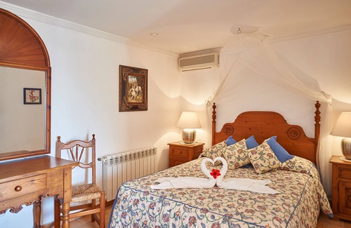 Port d'Andraitx Apartment | Mediterranean accomm. on Mallorca with private terrace and sea view (Villa SIKA)