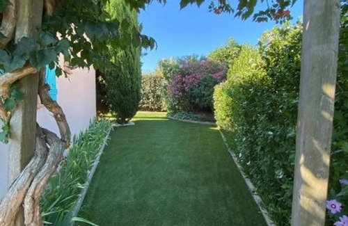 Marseillan Plage Villa | Mediterranean 🌴 Chic Provençal Villa 🌞 Heated XXL Pool 🐶 Dogs welcome!