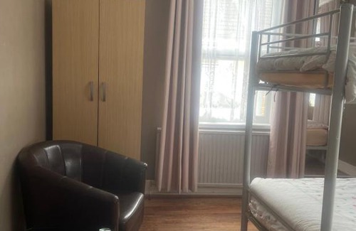 Chatham House | Medway Stay