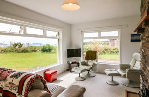 Ballinskelligs House | Meeligolleen