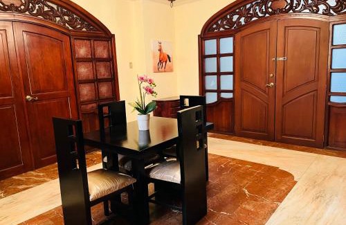 Kennedy Apartment | Mega Suite junto al San Marino Shopping
