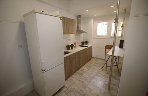 Ilisia Apartment | Megaron orange flat
