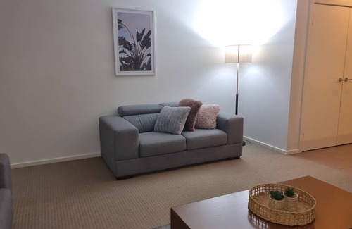 Craigieburn House | Melbourne Airport Entire Home