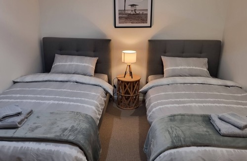 Craigieburn House | Melbourne Airport Entire Home