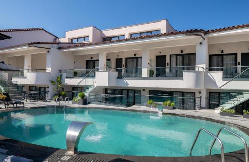 Paliouri Hotel | Melite Luxury Rooms & Apartments