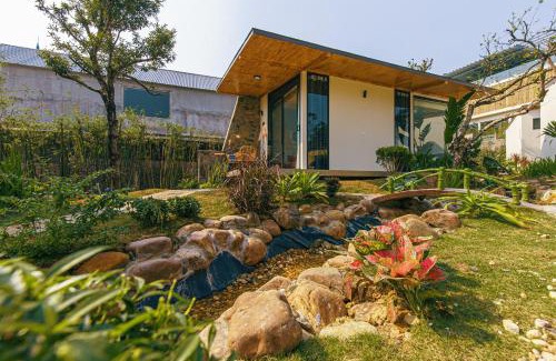 Luong Son Hotel | Melody Retreat - Venue Travel