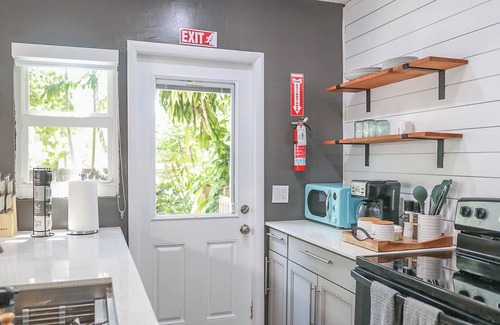 Miami Springs House | Melrose Villa - Charming 2-bedroom house in delightful Miami Springs