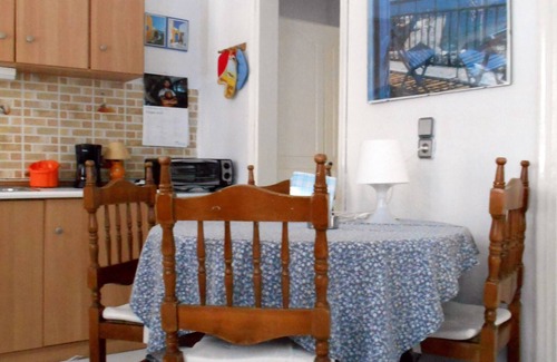 Marathokampos Apartment | Meltemia Studio Samos only 200 metres from Aegean Sea