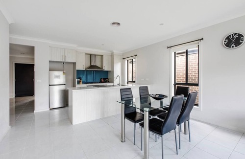 Melton West House | Melton Moments Cheerful and Breezy Living