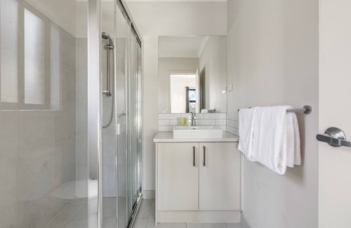 Melton West House | Melton Moments Cheerful and Breezy Living