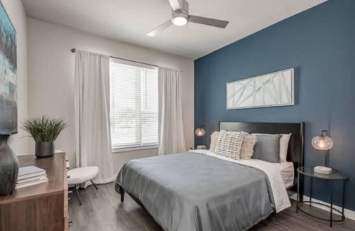 Spring Branch West Apartment | Memorial City One Bedroom Apt Beauty