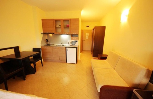 Tsarevo Apartment | MENADA * REGINA Mare * Studio by the Beach
