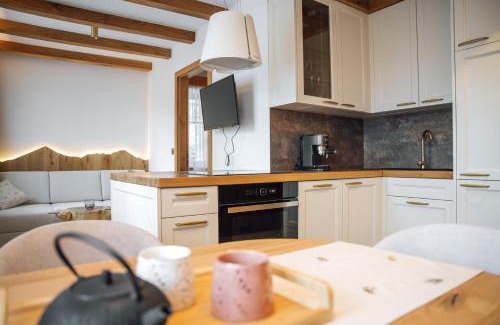 Cerklje na Gorenjskem Apartment | Menart Estate