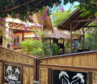 Gili Meno Bed & Breakfast | Meno Madia Bungalows