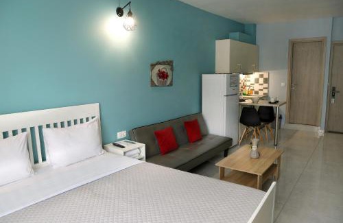 Vardaris Apartment | Menta Studios