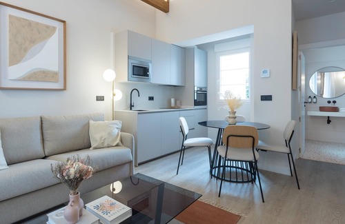 Astorga Apartment | Meraki Suites Apartment