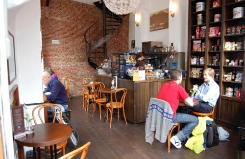 Haarlemmerbuurt Bed & Breakfast | Mercedes Bed&Breakfast Amsterdam