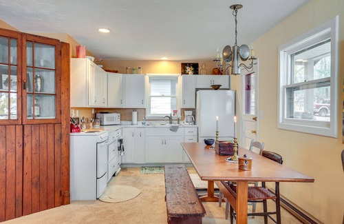 Mercer Cottage | Mercer Cottage on Crystal Lake w/Private Dock!