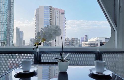 Docklands Apartment | Merchant Apt by GoodLive