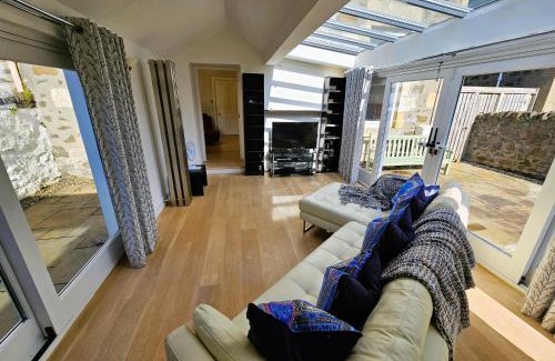 Rothesay House | Merchant's View - Luxury Seaside Designer Retreat