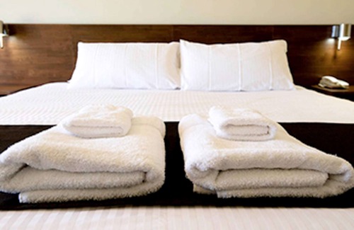 Pelican Point Hotel | Mercure Bunbury Sanctuary Golf Resort