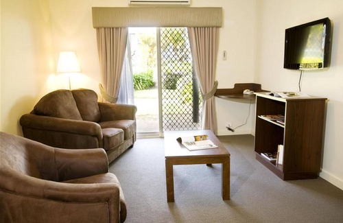 Pelican Point Hotel | Mercure Bunbury Sanctuary Golf Resort