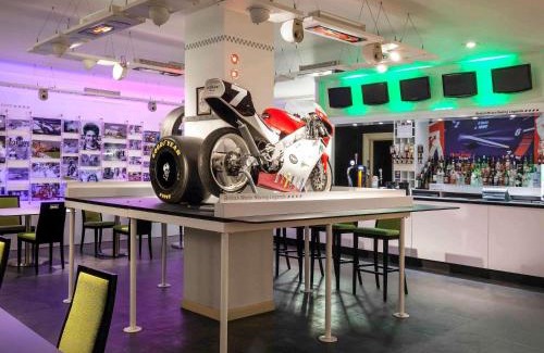 Brands Hatch Hotel | Mercure Dartford Brands Hatch Hotel & Spa
