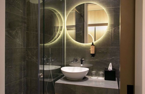 Larnaca City Centre Hotel | Mercure Larnaca Finikoudes Beach