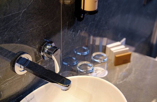 Larnaca City Centre Hotel | Mercure Larnaca Finikoudes Beach