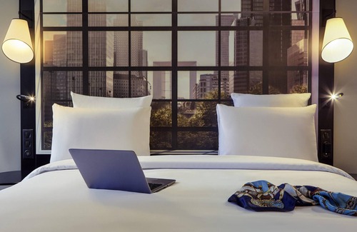 Parc-Nord Hotel | Mercure Paris La Défense Grande Arche
