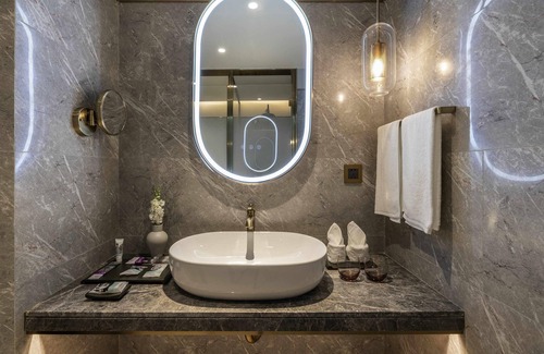 Putuo Hotel | Mercure Shanghai Global Harbour
