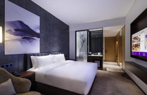 Pearl River Delta Hotel | Mercure Shenzhen Longgang