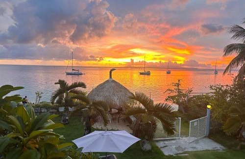 Fare House | Meri Lodge Huahine « ROOM OF MARTA »