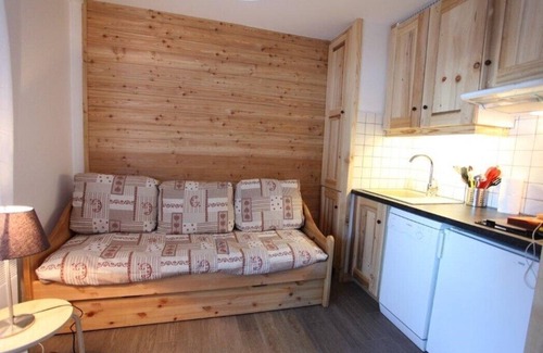 Meribel-Mottaret Apartment | Meribel-Mottaret: exceptional location of the chalet-shaped building