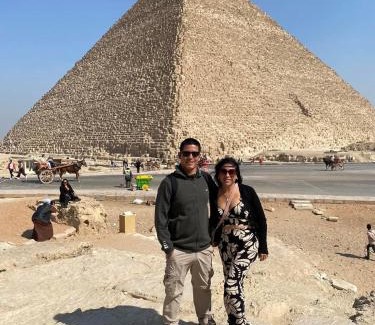 Giza House | Merit Pyramids View