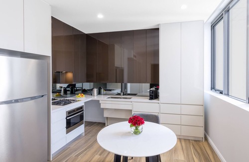 Mascot Apartment | Meriton Suites Coward Street, Mascot