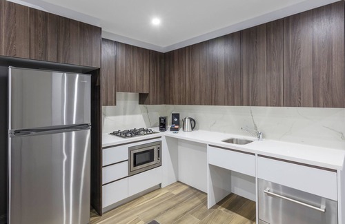 North Sydney Apartment | Meriton Suites North Sydney