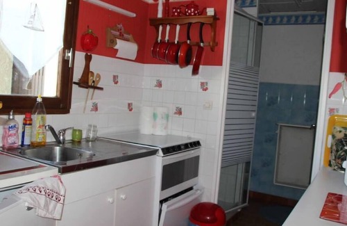 Merlimont-Plage House | Merlimont Plage: Pretty little house with enclosed garden